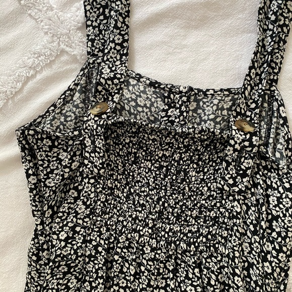 GARAGE floral romper - Picture 4 of 4